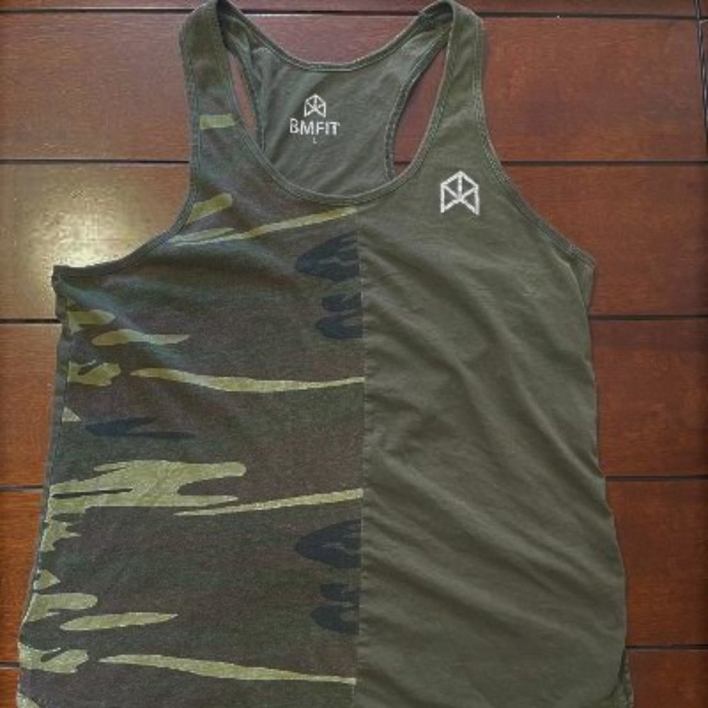 Bradley Martyn Sleeveless Camo/Solid Large T-Shirt